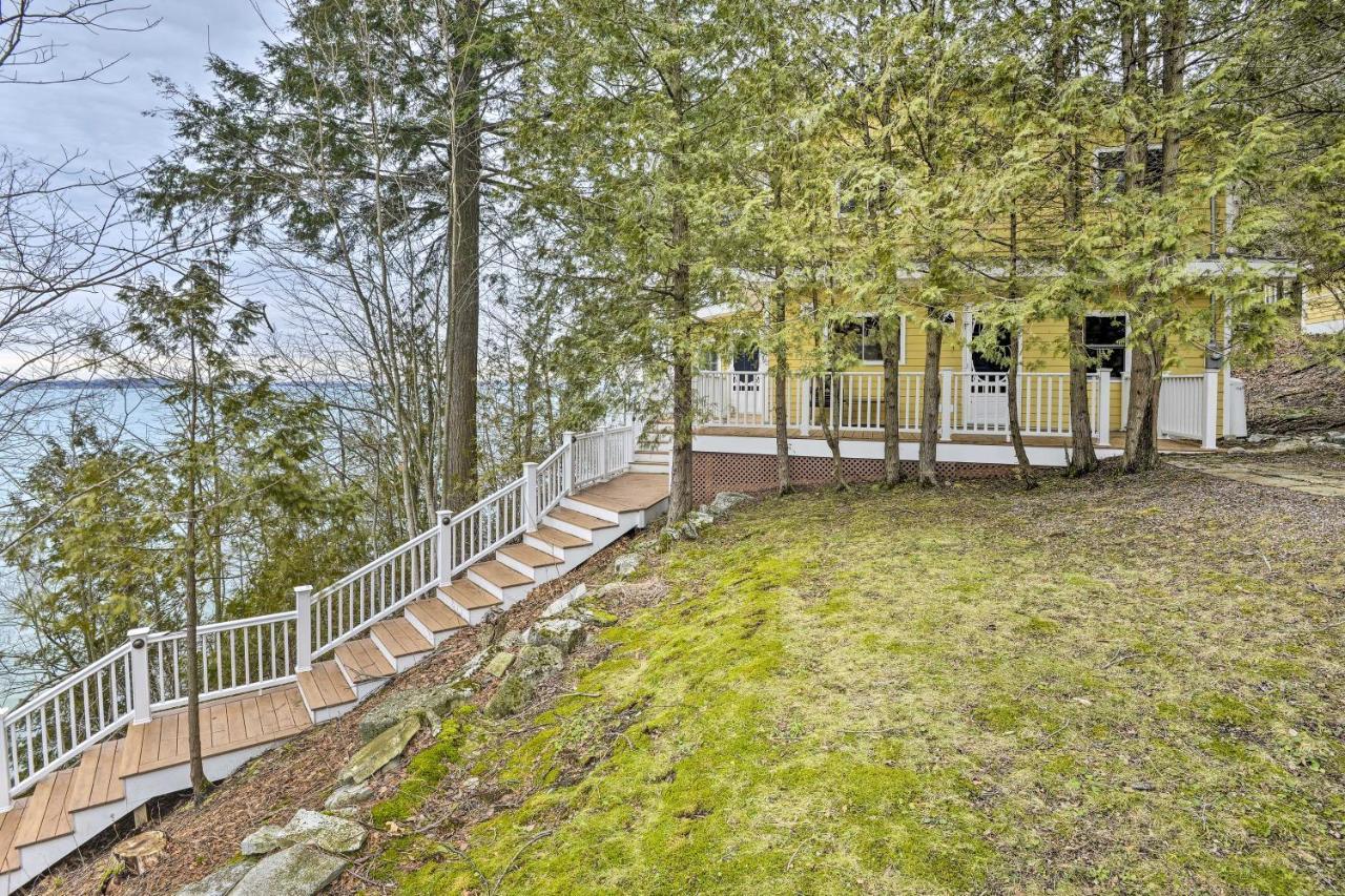 Waterfront Cottage On Sawmill Bay With Deck! Clayton Buitenkant foto